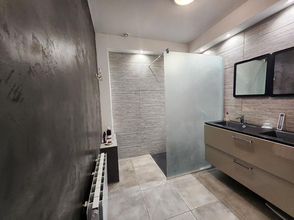 EXCLUSIVITÉ À VENDRE ? ENTRE AVIGNON ET L'ISLE SUR LA SORGUE - MAISON DE 120 M² SURF HAB SUR 300 M² DE TERRAIN AVEC CHAMBRE DE PLAIN PIED