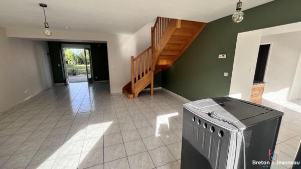 Maison axe Laval Ernée