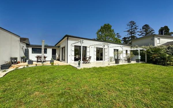 Maison à vendre    4 pièces • 112 m2 Périgueux