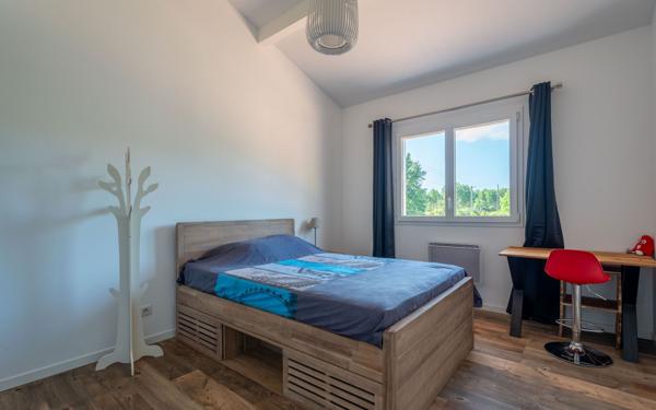 Maison à vendre    5 pièces •  Biscarrosse