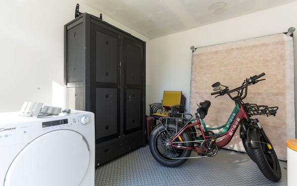 Maison à vendre    5 pièces •  Biscarrosse