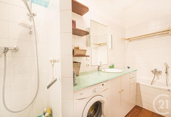 Appartement F4 à vendre  4 pièces - 83,08 m2 PARIS - 75010