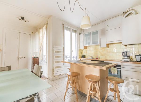 Appartement F4 à vendre  4 pièces - 83,08 m2 PARIS - 75010