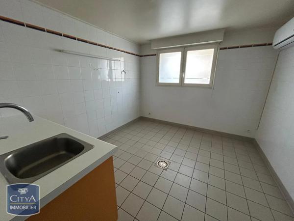 Local professionnel à louer 158m² Périgny (17180)