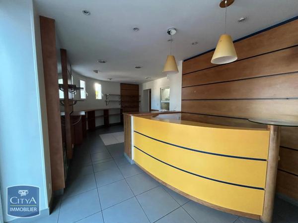 Local professionnel à louer 158m² Périgny (17180)