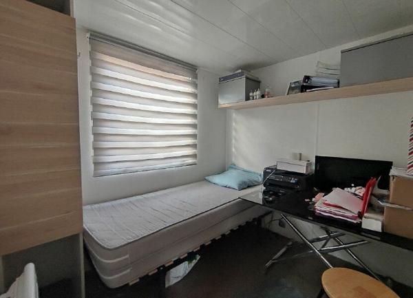 Maison à vendre    2 pièces •  Les Bordes