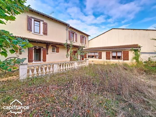Maison avec potentiel de division parcellaire sur près de 3000 m², THOUARS (79)