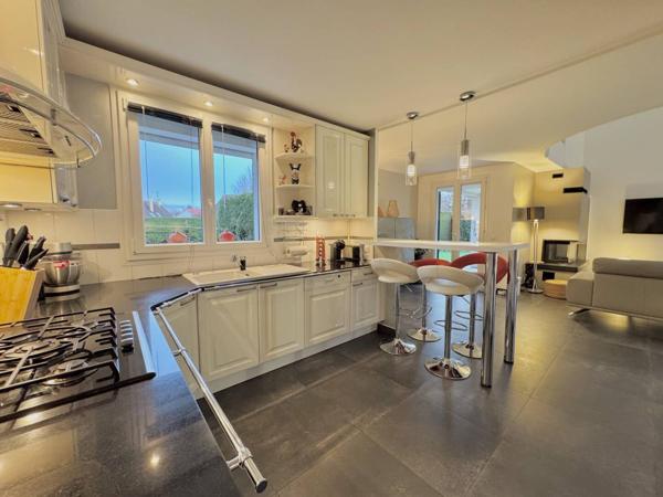 Maison Ozoir La Ferriere 9 pièce(s) 213 m2