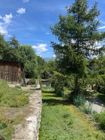 Terrain sur le Versant du soleil