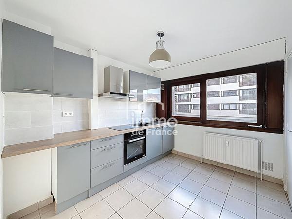 Appartement Oyonnax 5 pièce(s) 101.02 m2