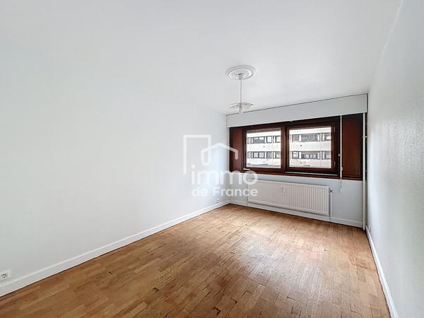 Appartement Oyonnax 5 pièce(s) 101.02 m2