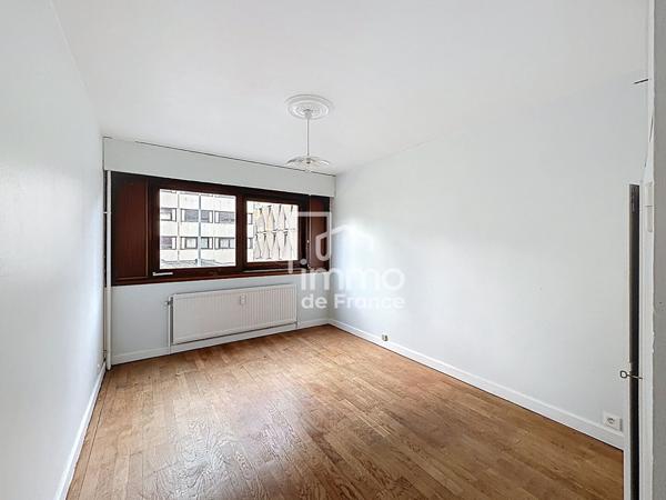 Appartement Oyonnax 5 pièce(s) 101.02 m2