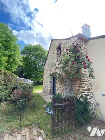 Maison atypique rénovée 4 chambres, garage et grand jardin