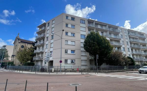 Appartement à vendre    2 pièces • 62,68 m2 Vénissieux
