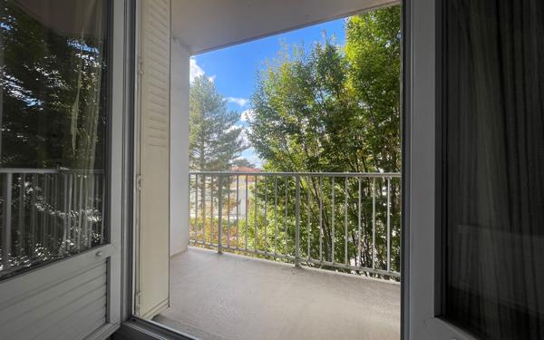 Appartement à vendre    2 pièces • 62,68 m2 Vénissieux