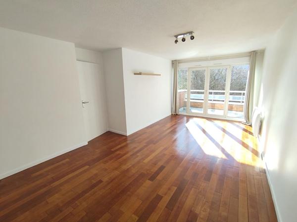 A LOUER : T2 à LILLE • Gambetta • 860 € CC • Réf. G122