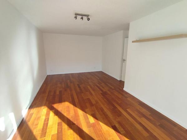 A LOUER : T2 à LILLE • Gambetta • 860 € CC • Réf. G122