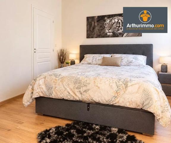 Vente                                                      Maison
                        
                     4 pièces                      72 m2                     à Santa-Maria-Siché