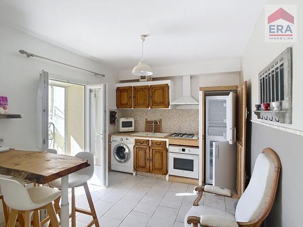 A VENDRE MARSEILLE 13014 MAISON T4 AVEC JARDIN ET CAVE AMENAGEE EN T3