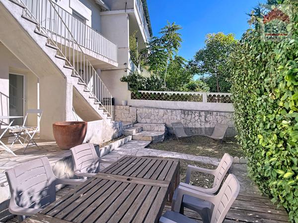 A VENDRE MARSEILLE 13014 MAISON T4 AVEC JARDIN ET CAVE AMENAGEE EN T3