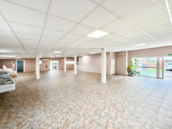 📣 À LOUER – Local commercial idéal professions libérales / activités spécialisées 📍 La Rivière Saint-Louis (97421), secteur Ouaki