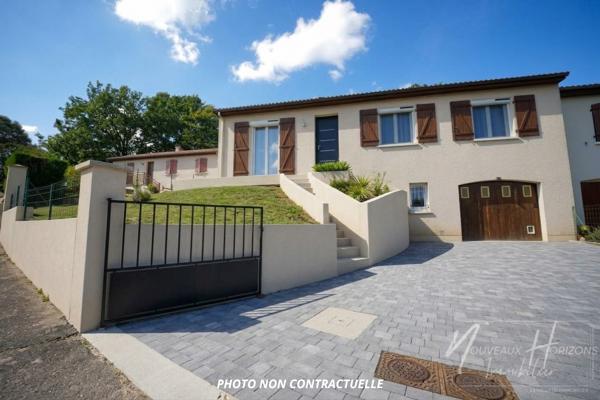 Maison
         5 pièces
        - 88 m² Exclusivité 229 900 €*