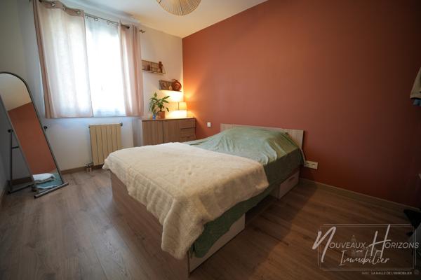 Maison
         5 pièces
        - 88 m² Exclusivité 229 900 €*