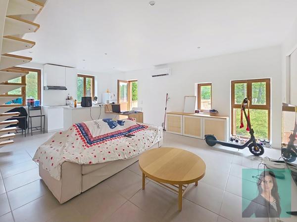 Appartement T3 avec terrasse1er et dernier étage