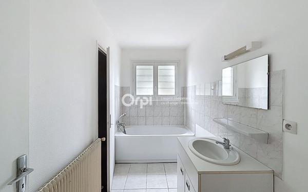 Appartement à louer    3 pièces • 66,01 m2 Albertville