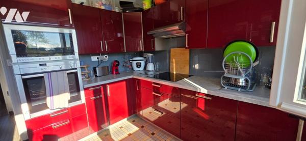 Pavillon sur 3 niveaux - 77,97 m² Hab sur terrain de 2.190 m²