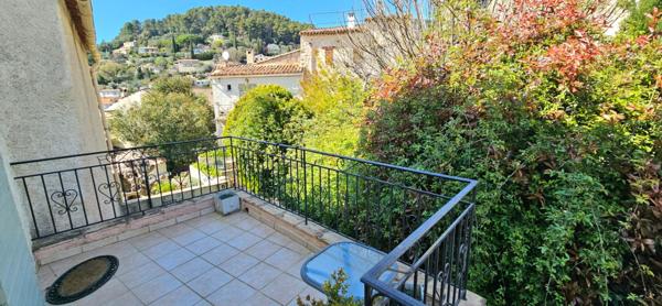 Splendide maison de village avec  jardinet et terrasses