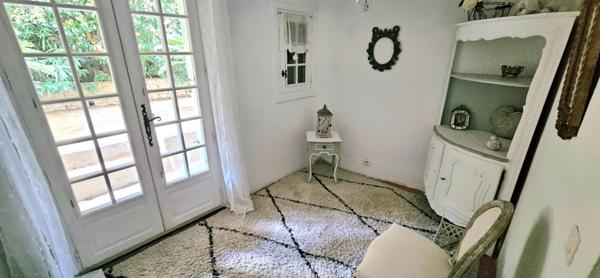 Splendide maison de village avec  jardinet et terrasses