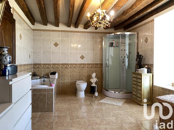 Maison à vendre 9 pièces 360 m² Saint-Marcel