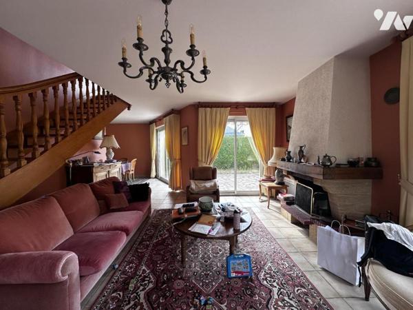 A VENDRE SENE Proche Golfe, MAISON D'ARCHITECTE SUR PARC DE 5 409 M² 