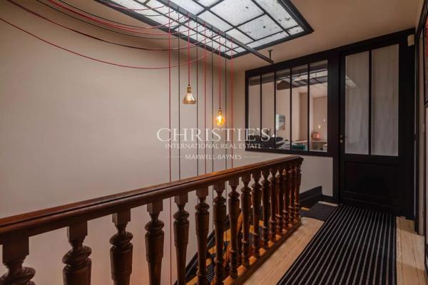 Saint Seurin – Hôtel particulier XIXe rénové avec dépendance