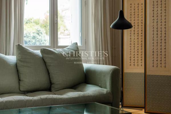 Saint Seurin – Hôtel particulier XIXe rénové avec dépendance