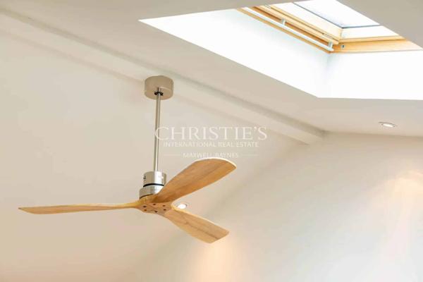 Saint Seurin – Hôtel particulier XIXe rénové avec dépendance