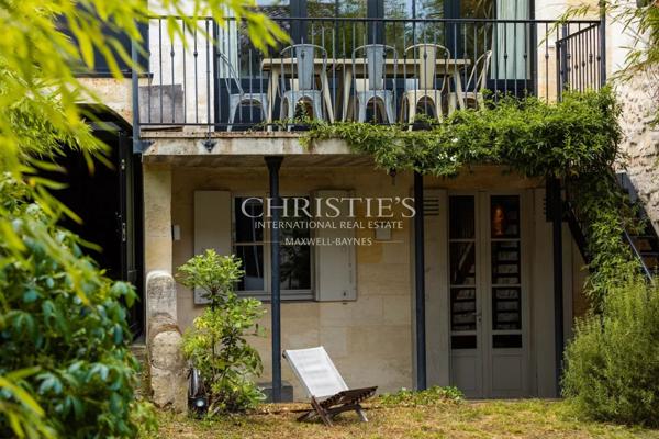 Saint Seurin – Hôtel particulier XIXe rénové avec dépendance