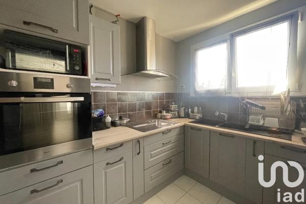 Appartement à vendre 4 pièces 72 m² Sainte-Geneviève-des-Bois