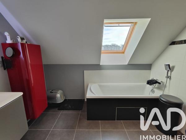 Maison à vendre 5 pièces 142 m² Chanteau