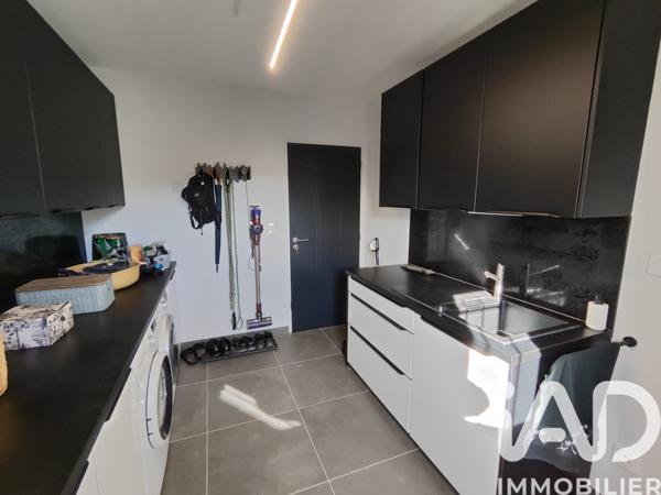 Maison à vendre 5 pièces 142 m² Chanteau
