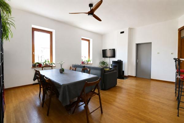 Maison  4 pièce(s) 112 m2, Maison de village Cabriès,  Centre historique Cabriès, Maison de caractère, Bâtisse du XIXe siècle, Maison années 1800, Charme de l'ancien,Grande terrasse, Terrasse sans vis, plein Sud