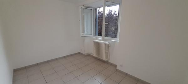 Location appartement Saint-Flour - 3 pièce(s) - 66 m² - 590 €/mois