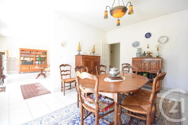 Maison à vendre  4 pièces - 136,85 m 2   VICHY  - 03