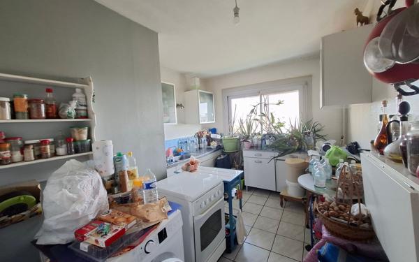 Appartement à vendre    3 pièces • 66,97 m2 Vénissieux
