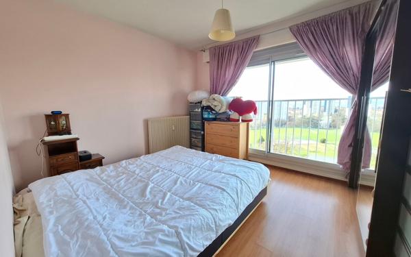 Appartement à vendre    3 pièces • 66,97 m2 Vénissieux