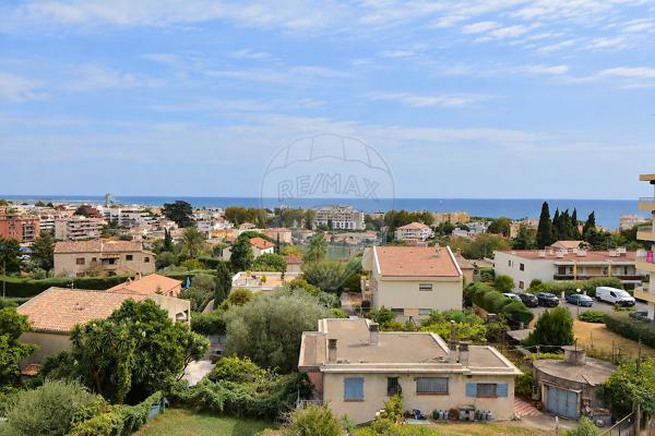 Appartement 3 chambre(s) à vendre - Cagnes-sur-Mer, Alpes-Maritimes - 06