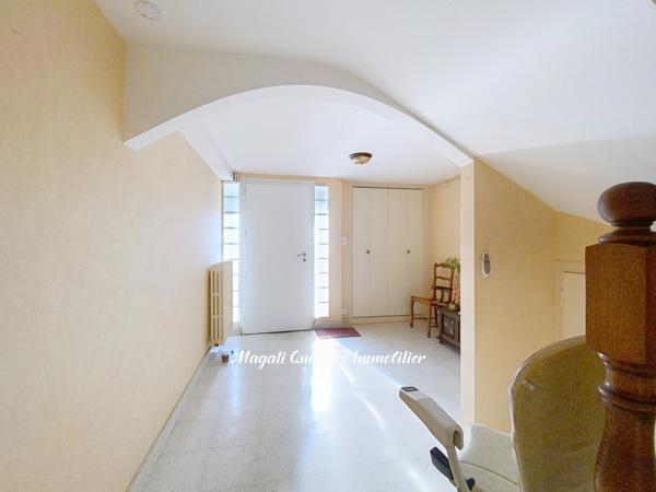 Montfort-sur-Meu (35160) Maison 6 p 111 m² proximité gare et commerces