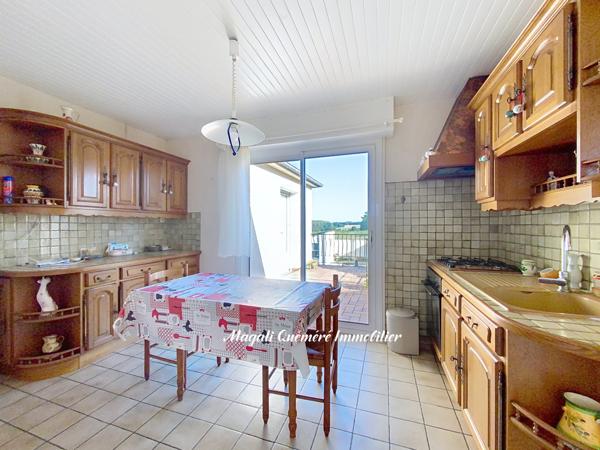 Montfort-sur-Meu (35160) Maison 6 p 111 m² proximité gare et commerces