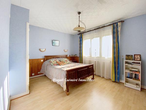 Montfort-sur-Meu (35160) Maison 6 p 111 m² proximité gare et commerces